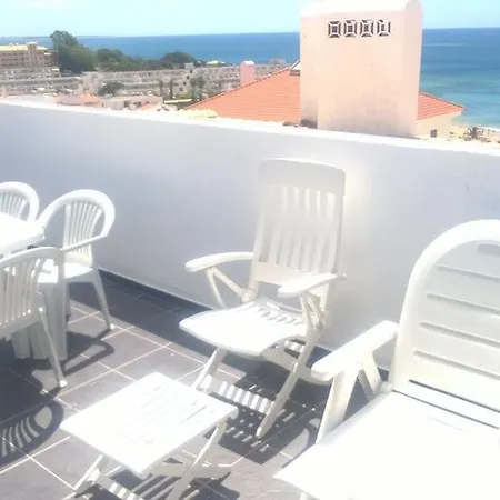 Oura Panoramic Sea View Roof Top, Pisc, Plage 200m, Strip